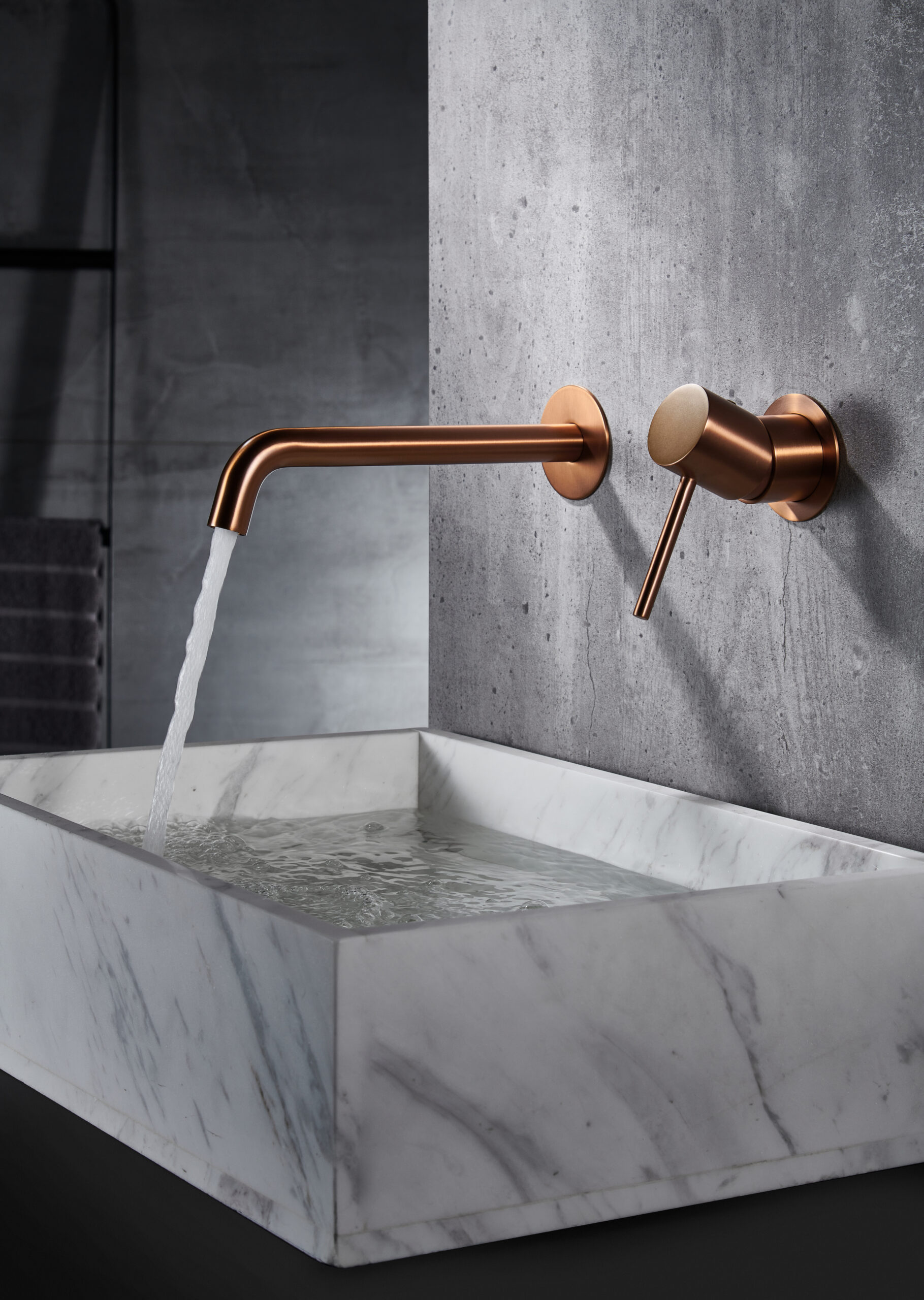 Monomando de Lavabo Empotrado Monza Oro Rosa Cepillado 4 | Amatile Monomando de Lavabo Empotrado Monza Oro Rosa Cepillado - Imagen 4
